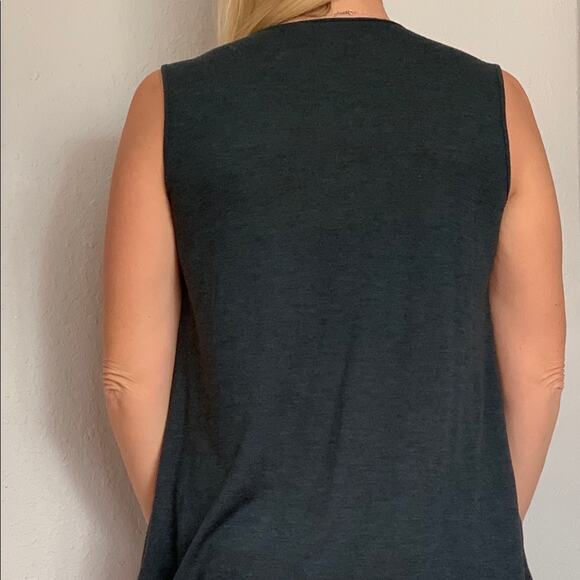 Development by Erica Davies Dark Gray Tank - Picture 4 of 16
